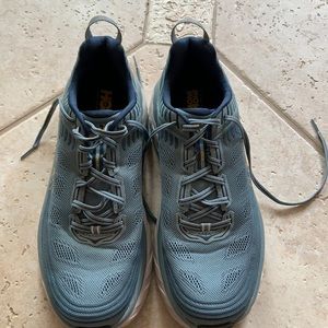 Hoka One One Bondi 6
